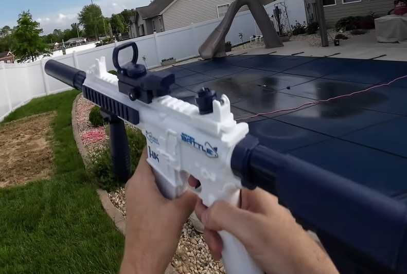 електричний водяний автомат water gun