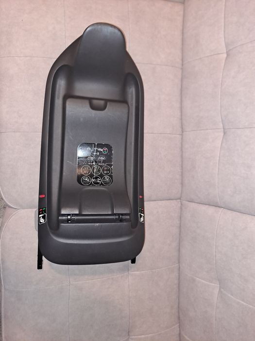 Fotelik z bazą nosidełko Cybex Aton B2