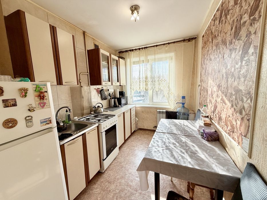 Продаж квартири в районі зупинки «Готель Київ»