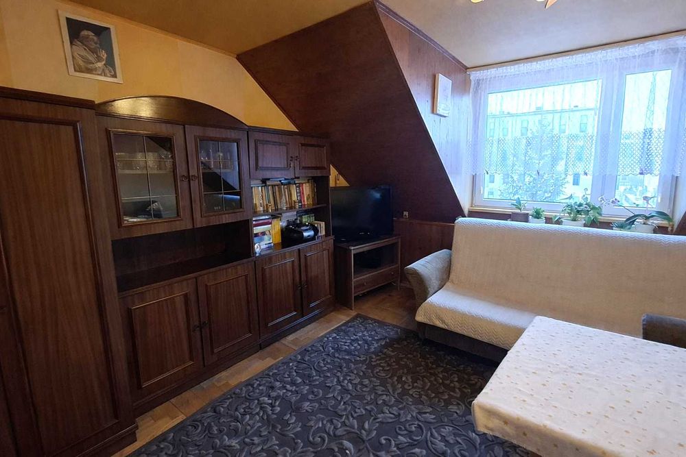 Klimatyczne i funkcjonalne 3 pokoje w zielonej okolicy