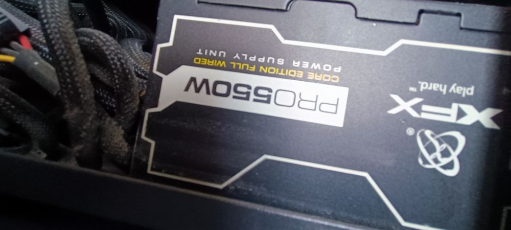 Sprzedam komputer stacjonarny