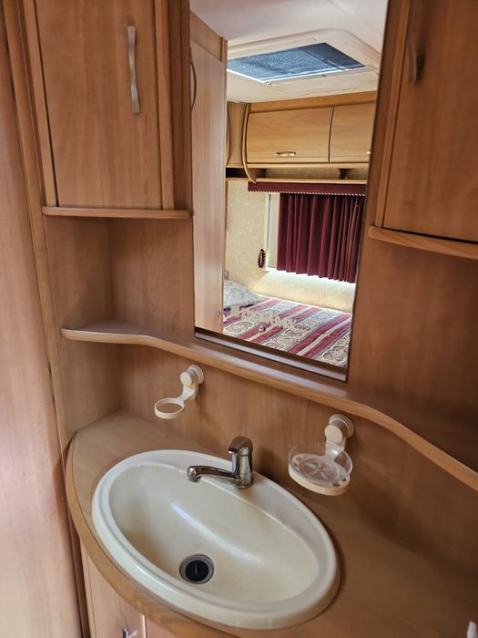 Reloute Inglesa alta qualidade SWIFT ,cama casal 2