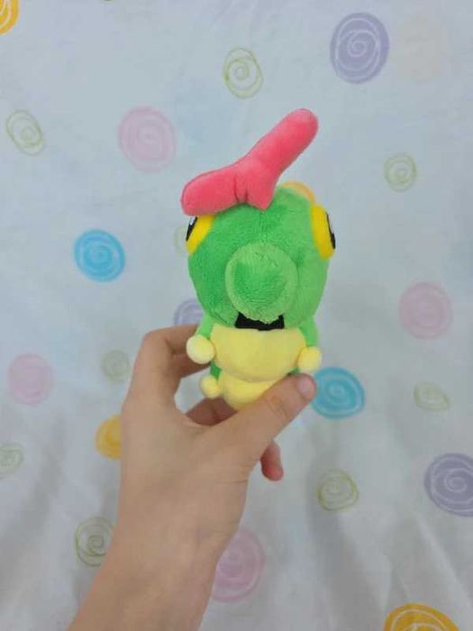 Pokémon peluche do pokémon Caterpie