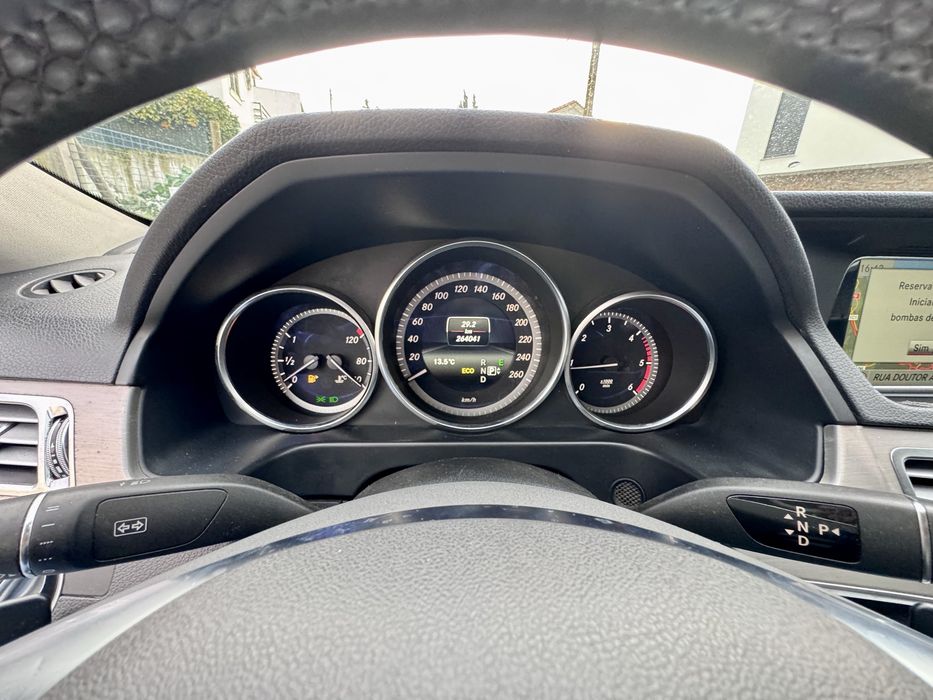 Ler descricao E220 caixa automatica 2014