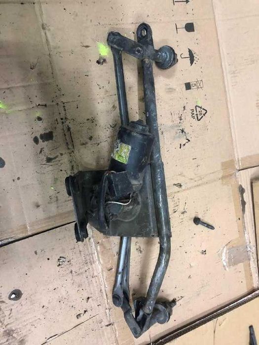 Трапеция стеклоочистителя с моторчиком Mercedes Вито 638