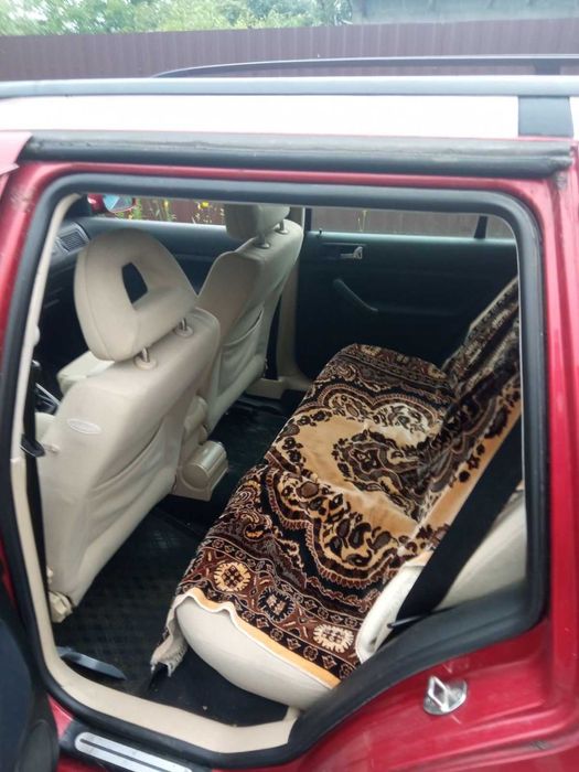 Volkswagen Golf 4 Universal