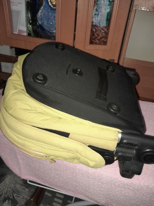 Відам переноску для тварин.тільки читаїте будласка ,що написано в огол