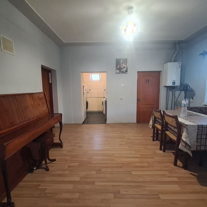 Продається компактний сімейний будинок в м.Берегове