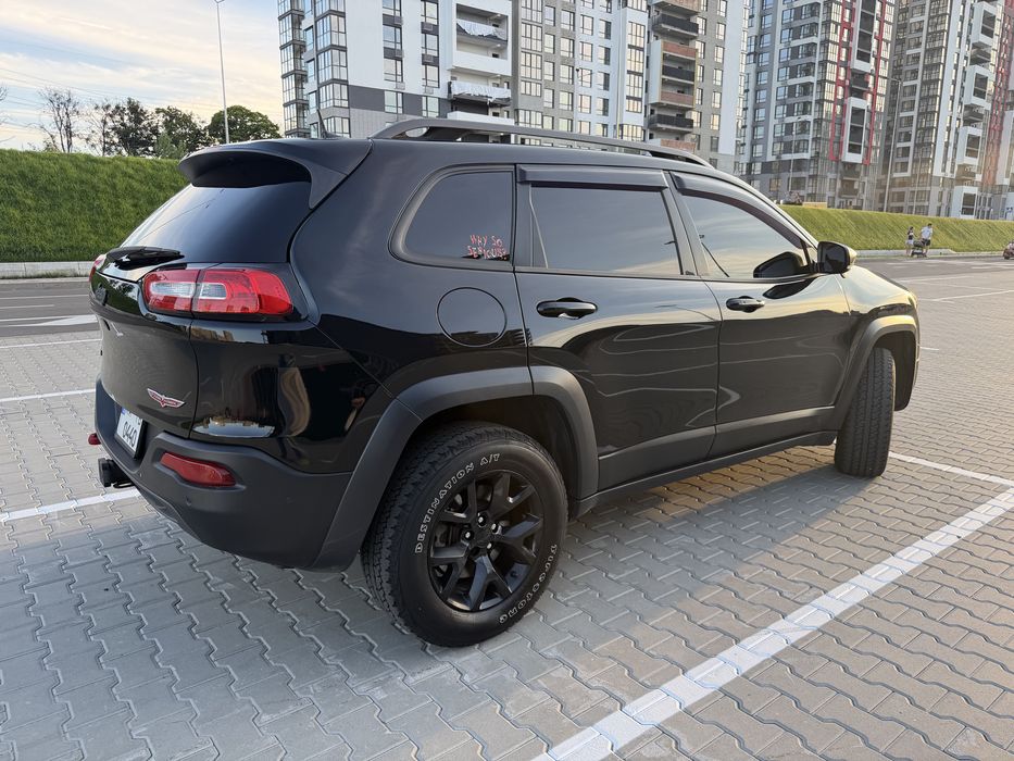 Jeep Cherokee 2016 VIN 1C4PJMBS4HW505081 фото оголошення 4 з 24