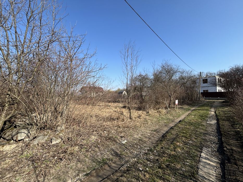 Продаж ділянка 10сотих . Павлівка. Дача. Авторинок. Світло. Інвестиція