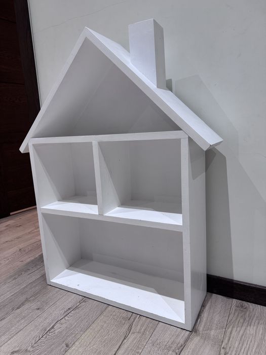 Półka/domek drewniany biały