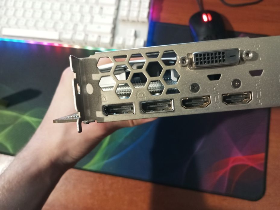 продам rx580 8gb, отвал 2 видеочипов