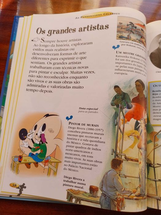 As Personagens Célebres - Disney, livro didático, em muito bom estado
