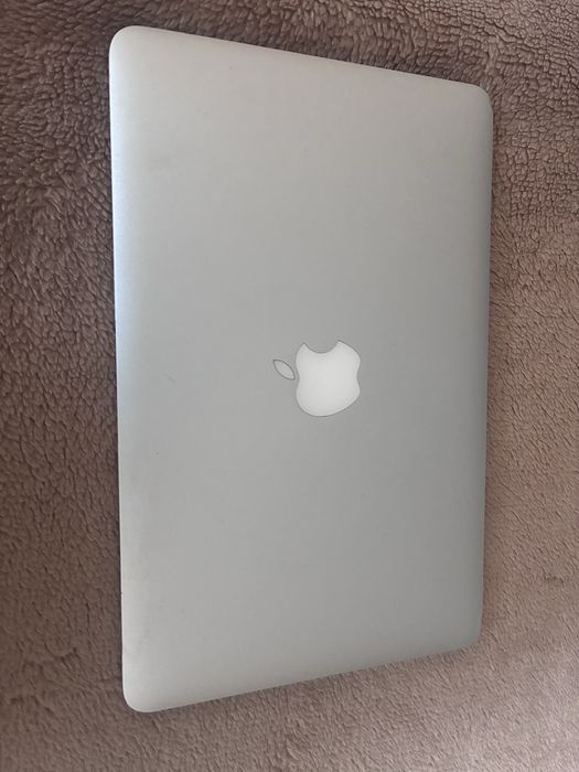 Macbook Air 11-inch,Mid 2011