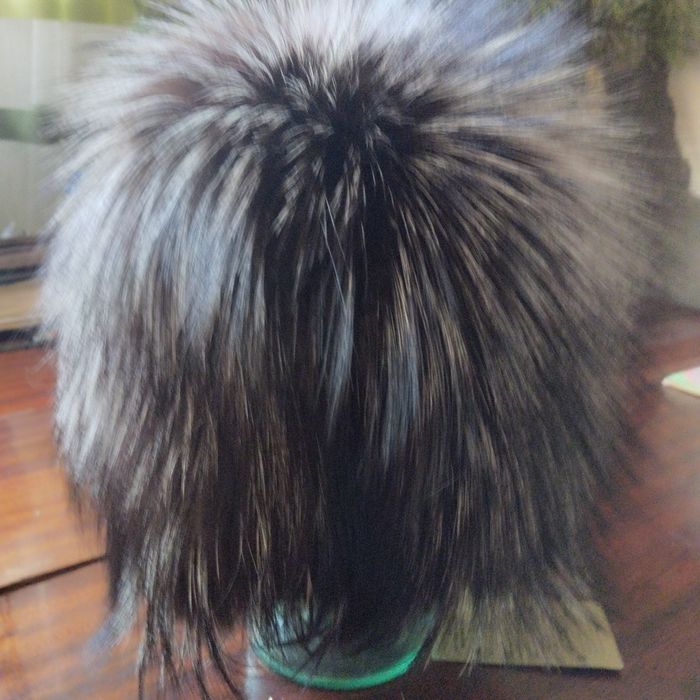 Шапка из чернобурки на трикотажной основе