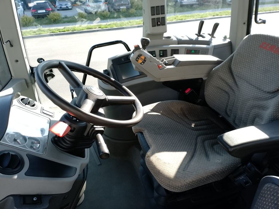 Class ARION 820 TUR miekka oś