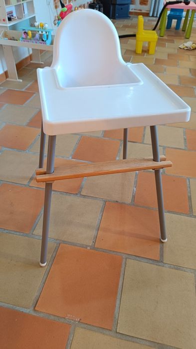 Cadeira de refeição de criança