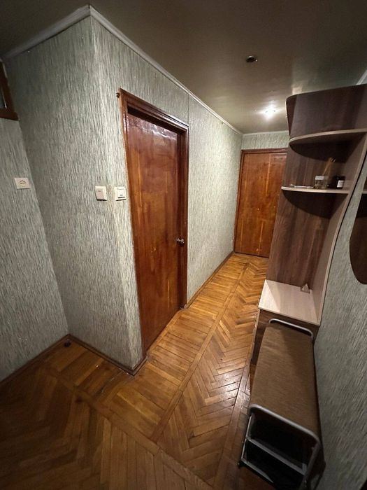 Продам 3к Перемога -3, Наб Перемоги, 104, поверх 1/9, МОЖНА БЕЗНАЛ (є орендарі)