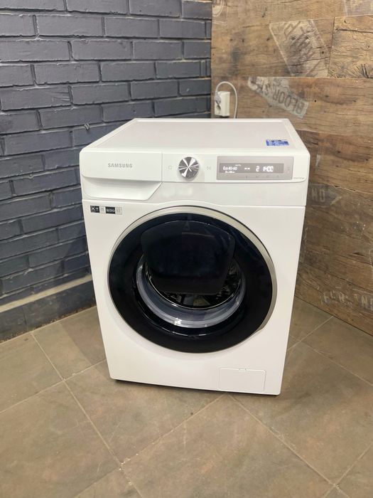 Продам пралку Samsung WW80R42LHFXDUA завезена з Європи