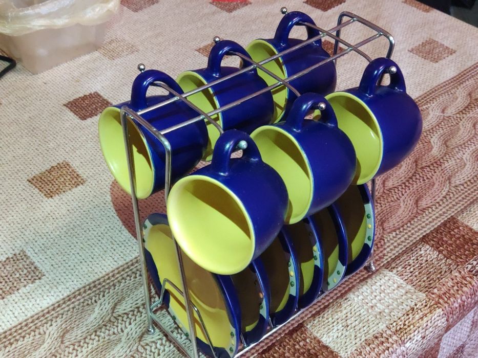 Набір чашок із блюдцями. Сервіз філіжанок із підставкою, для кави