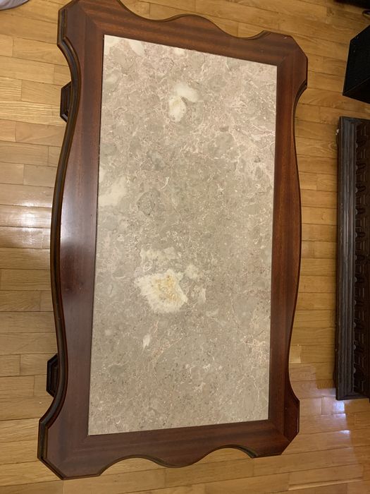 Mesa de centro com mármore64750490302850120