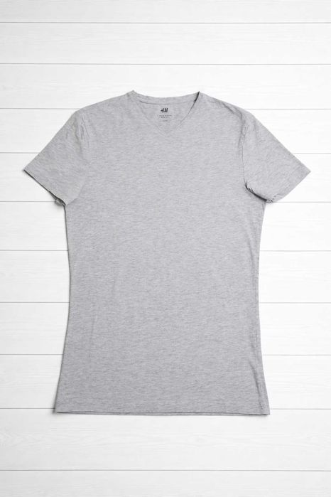 Szara koszulka H&M V-neck, Slim Fit, rozmiar M
