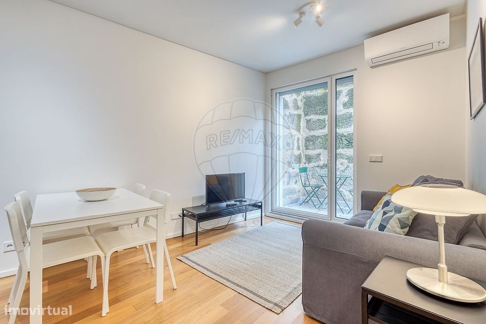Apartamento T1 para arrendamento