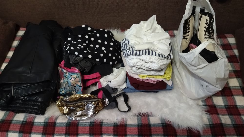 Великий пакет речей для дівчинки