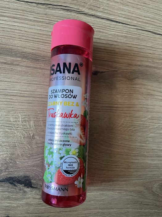 Isana szampon do wlosow truskawka nowy