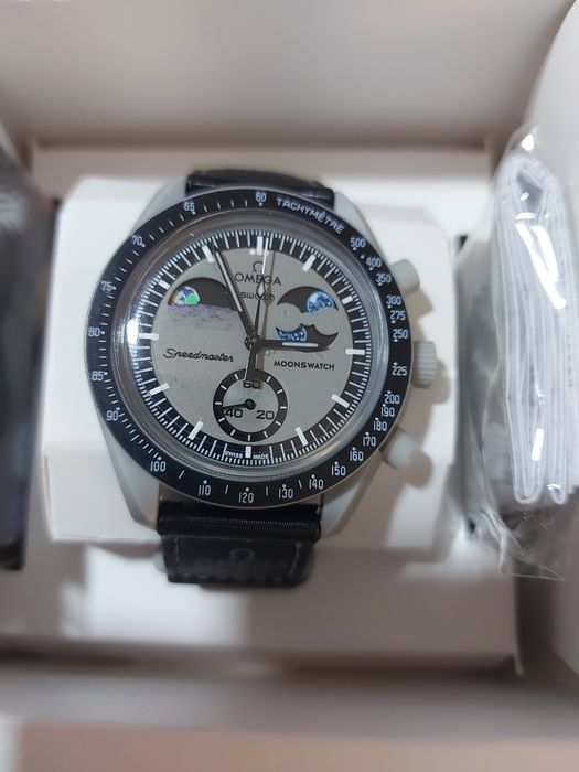 Swatch omega Earthphase