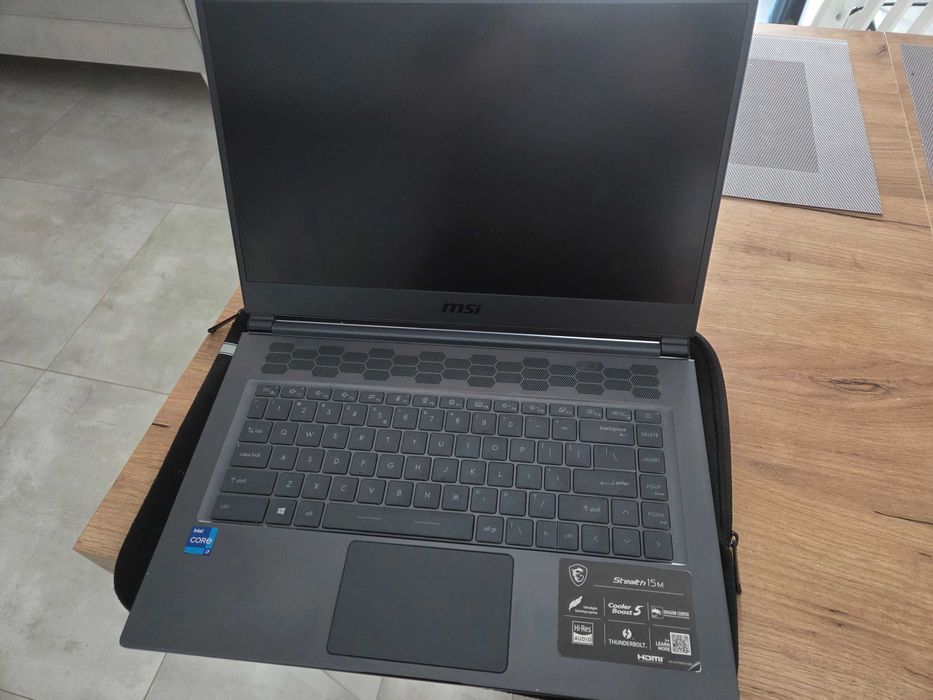 Laptop gamingowy MSI Stealth 15m