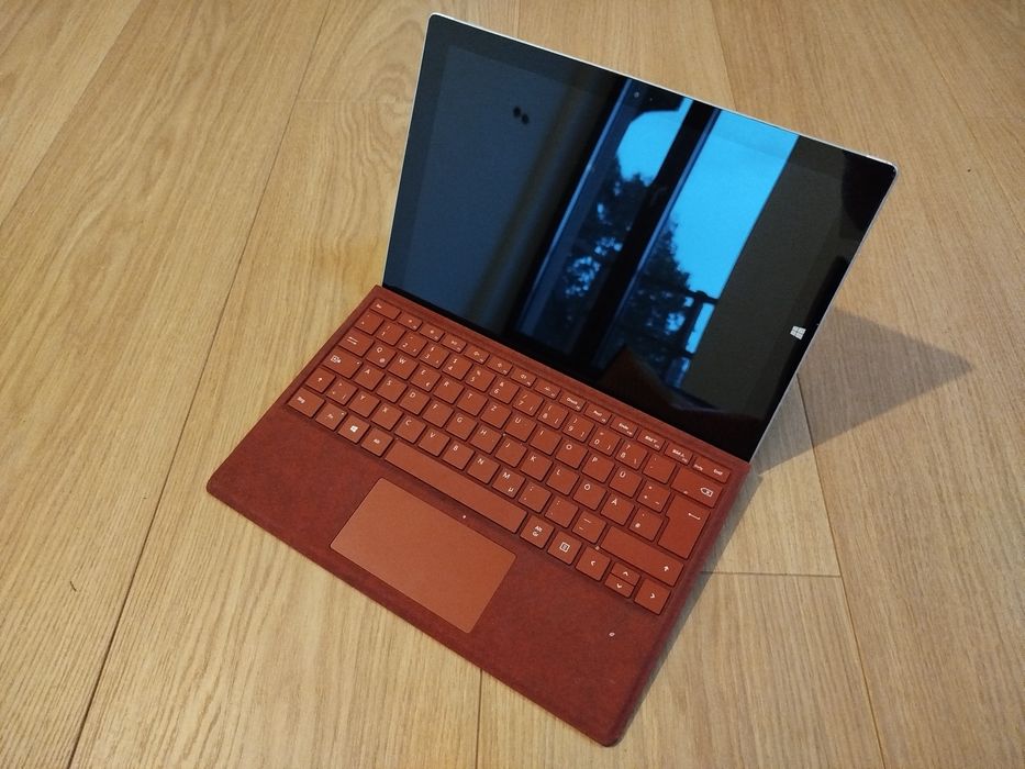 Microsoft Surface Pro 3 – i7-4650U, 8 GB, 256 GB Wilków
