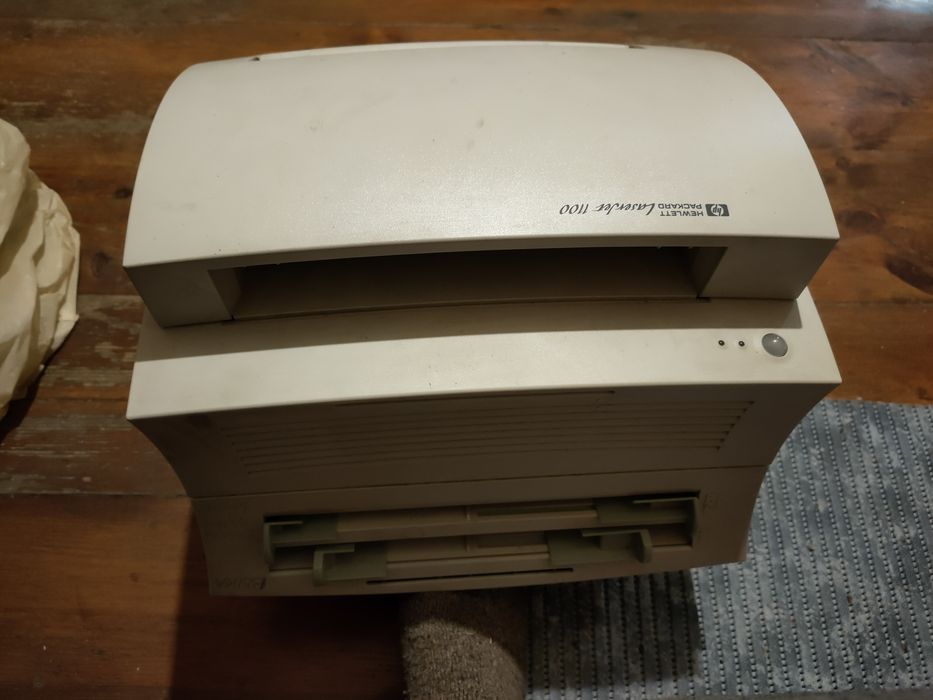 Продам принтер  б/у