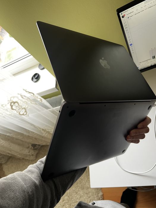 Macbook air 13 2019 256gb