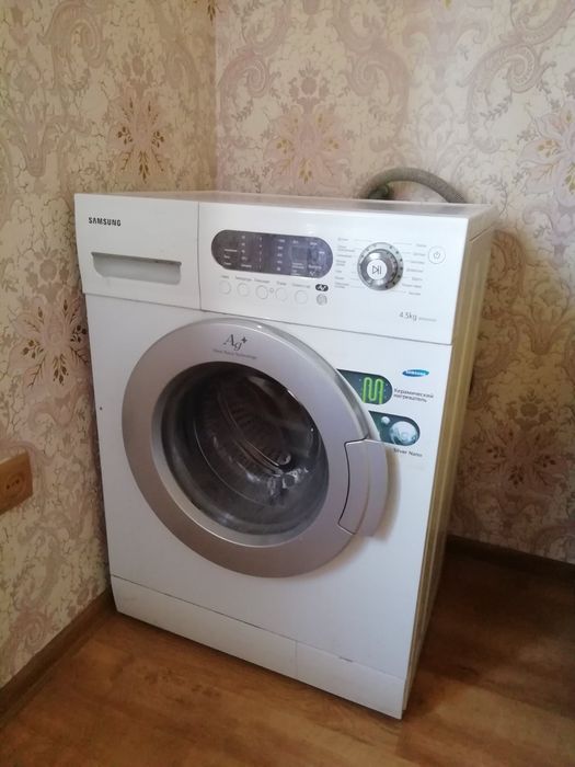 Продам пральну машину Samsung.