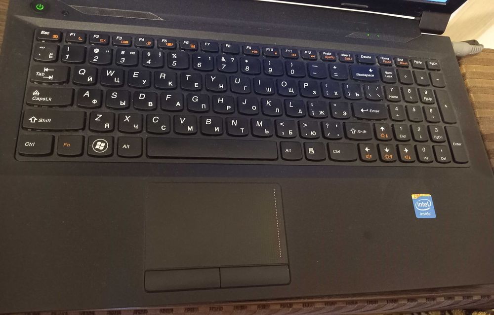 Ноутбук LENOVO B590-INTEL CORE I3-2348M 2.30GHZ-8GB,екран 15,6 "