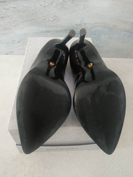 Lakierowane szpilki VENEZIA