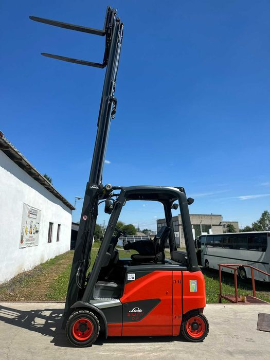 Штабелер електричний Навантажувач  1414 Навантажувач LINDE E18PH-02 1.8t 4.56m