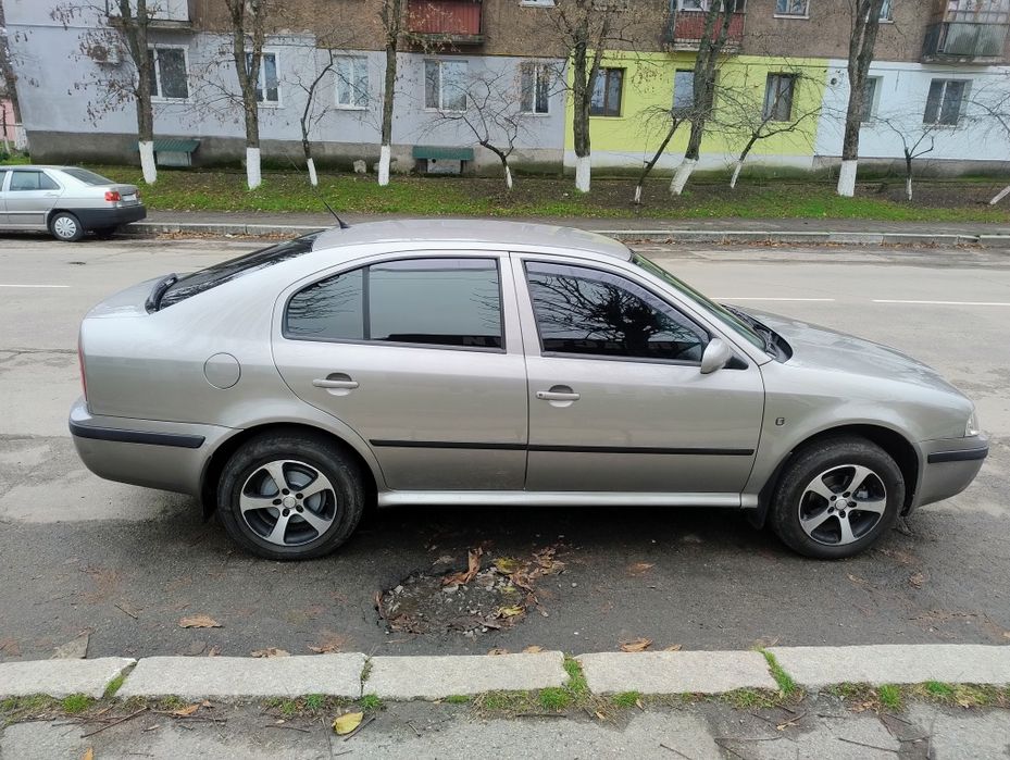 Skoda Octavia Tour 2008 рік