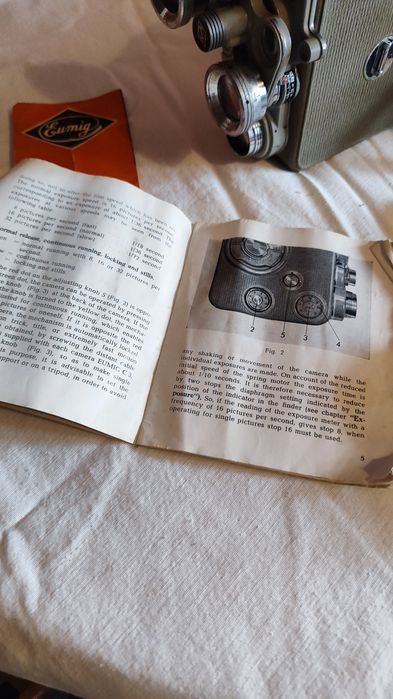 Câmara vintage Eumig C3 – 8mm