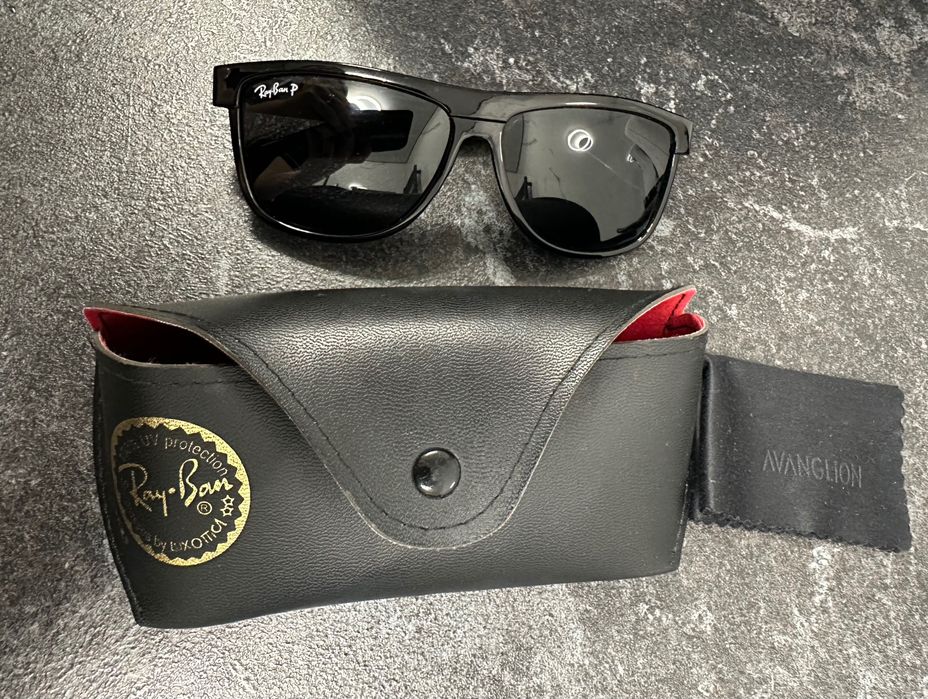 сонцезахисні окуляри Ray-Ban  "Ray-Ban P"