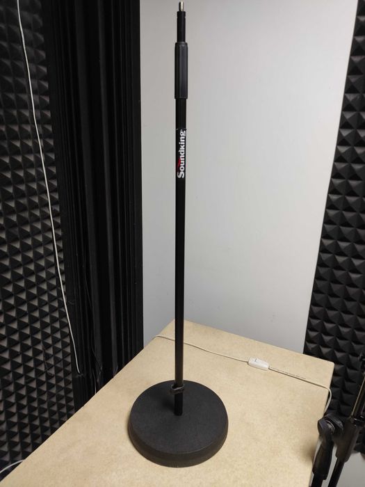 Студійний мікрофон Audio-Technica AT2050