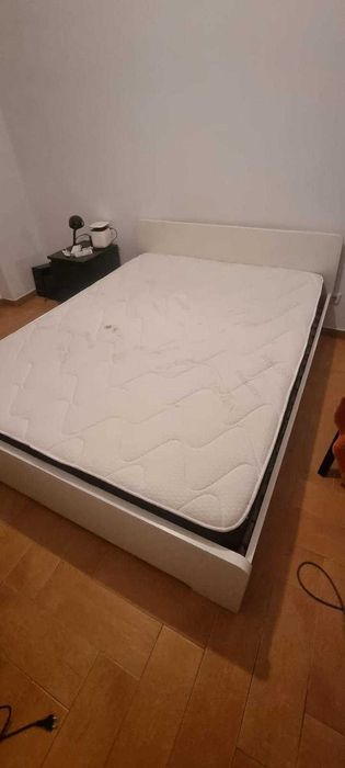 Estrutura de cama para casal