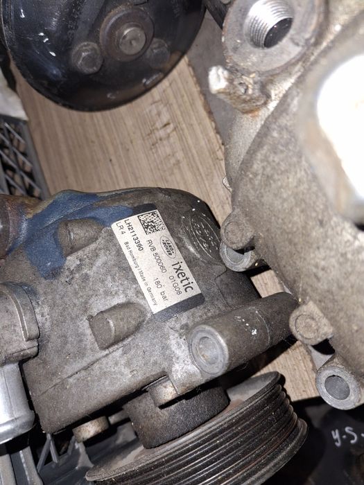 Насос активного стабілізації Range rover sport l320 3.6