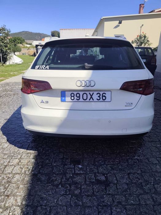 Audi A3 Sportback 1.6 TDI Ultra 110cv (2014) – Nacional – 1 Dono – Histórico Total na Audi