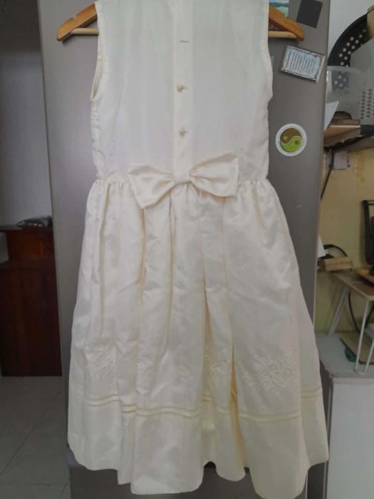 Vestido de comunhão para 8/9 anos.