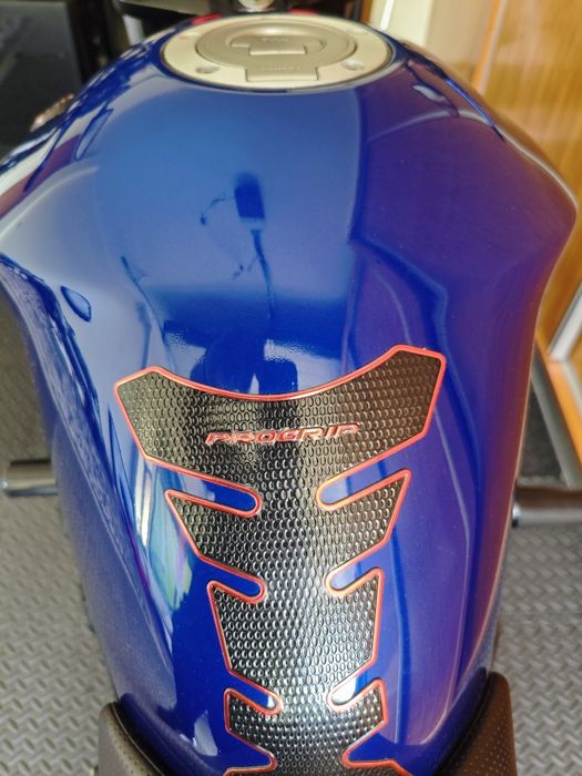 Moto Yamaha XJ6.