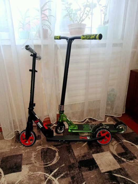 Самокат дитячий дуже гарному стані