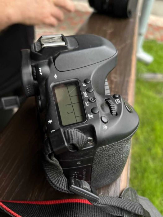 Фотокамера Canon EOS 80D