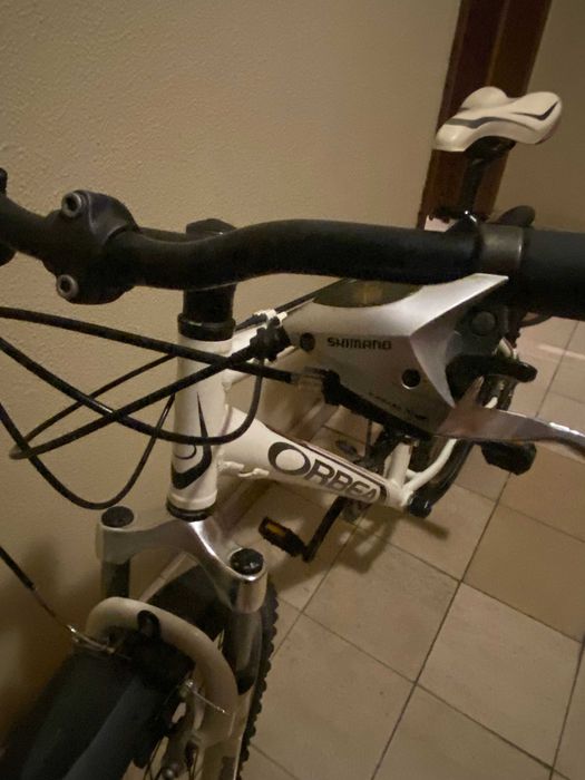 Bicicleta Orbea Branca